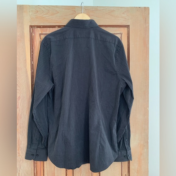 bundle of 4 | Men's Fitted Classic Dress Shirts | sz XL | EUC - Picture 4 of 14